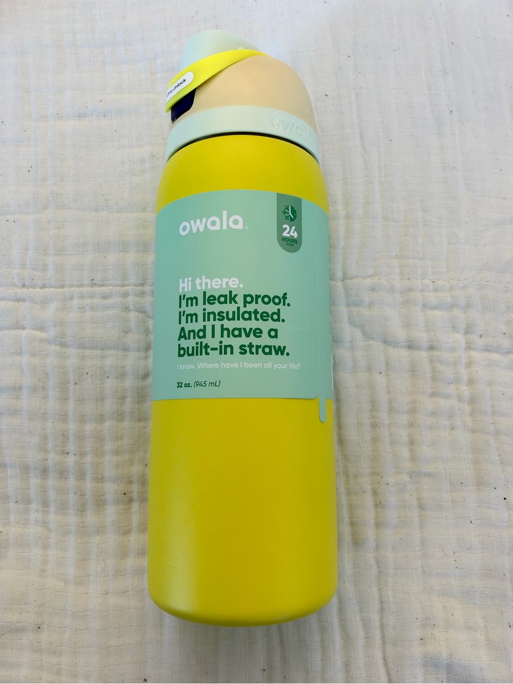 NWT Owala 32 oz. FreeSip Stainless Steel Water Bottle